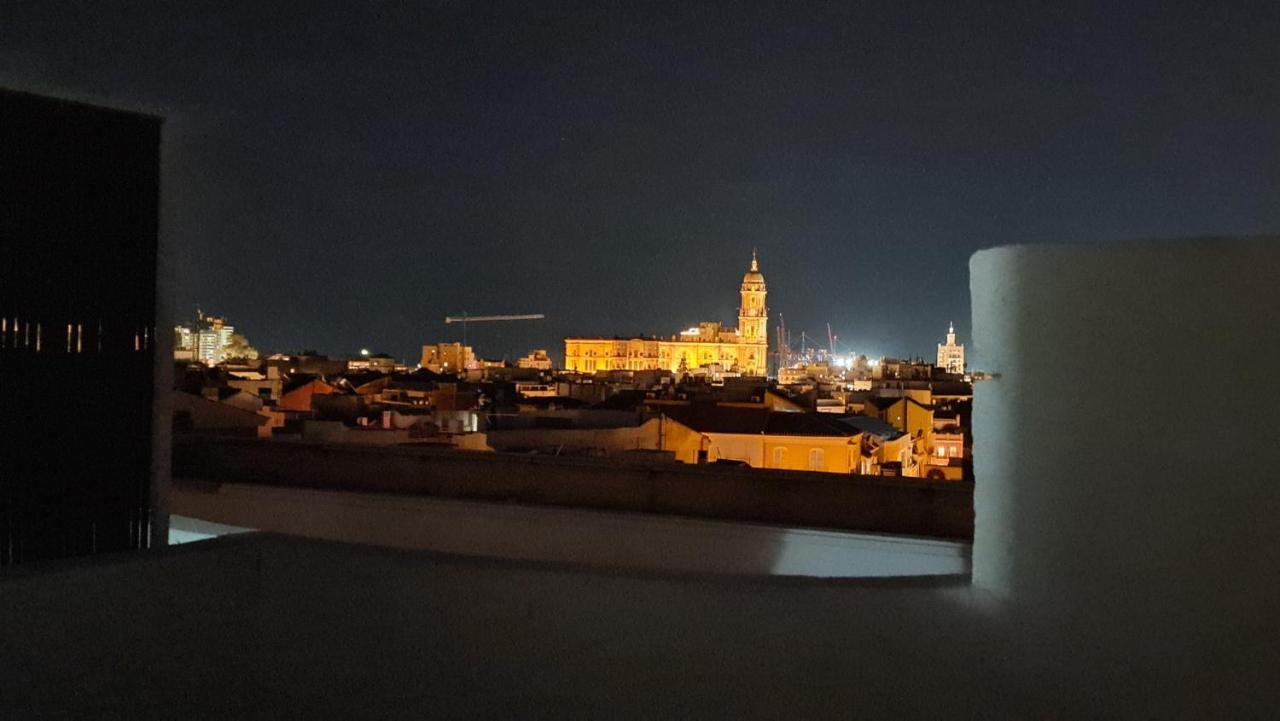 Penthouse With Solarium In The Center Of Malaga-Atico Con Solarium En El Centro De Malaga Appartement Buitenkant foto